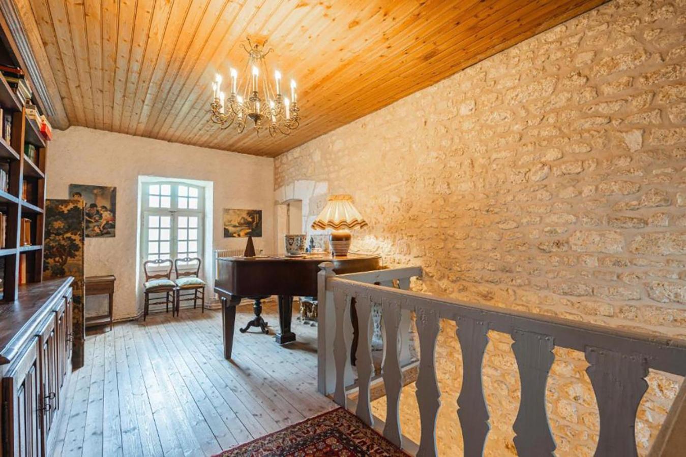 Chambres Et Table D'Hotes Maison Garesche Nieulle-sur-Seudre Exterior photo